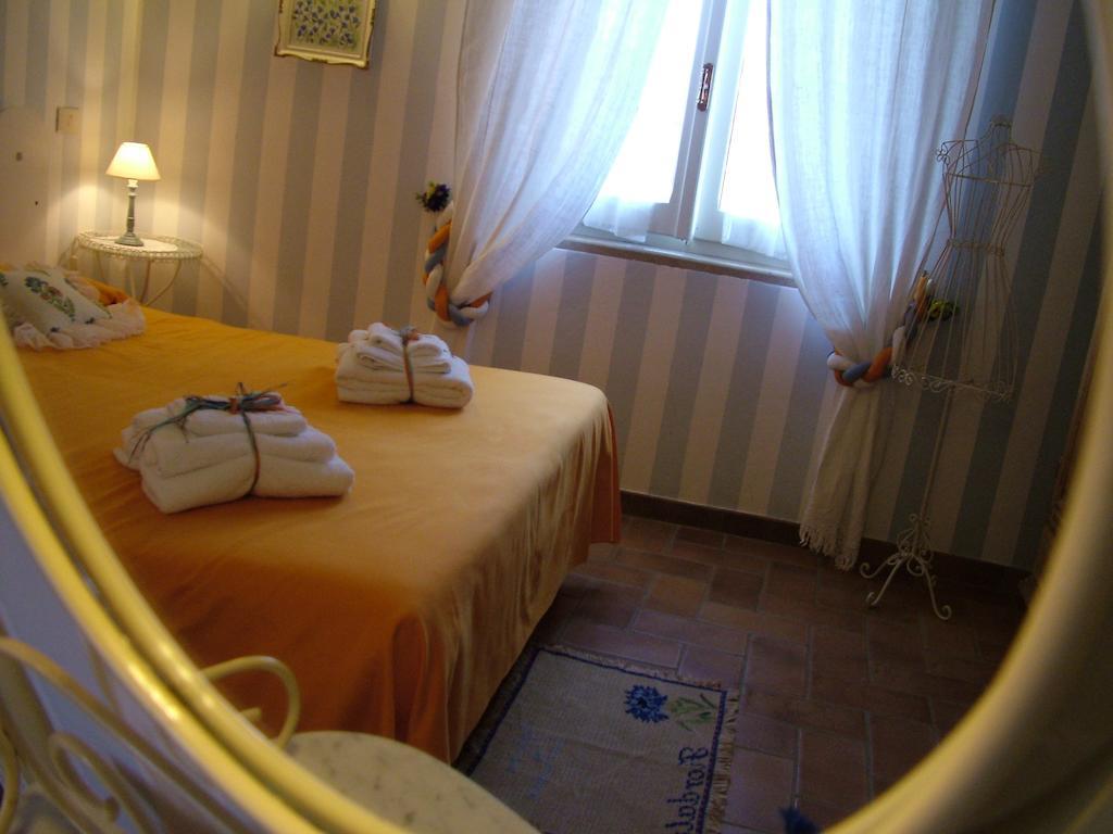La Meridiana Sambuco  部屋 写真