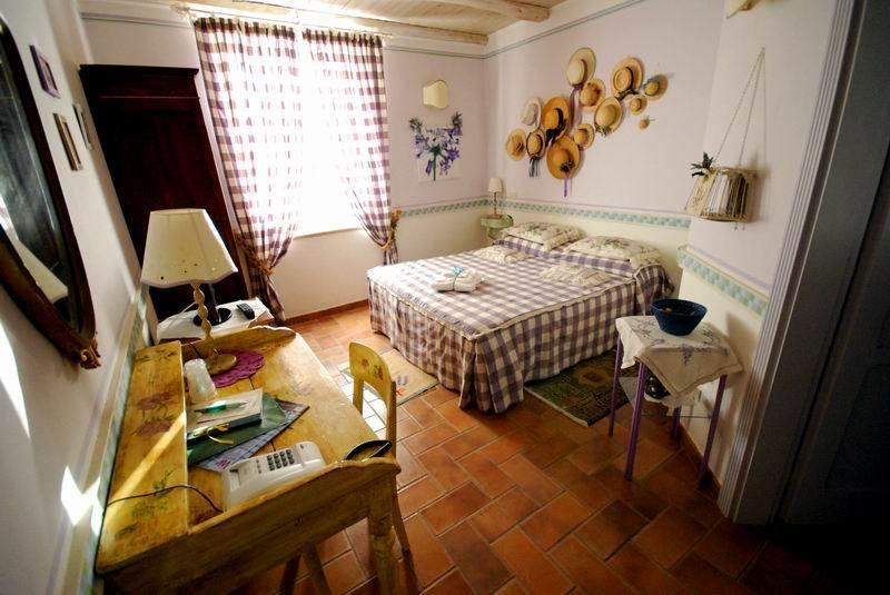La Meridiana Sambuco  部屋 写真