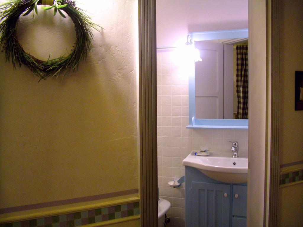 La Meridiana Sambuco  部屋 写真
