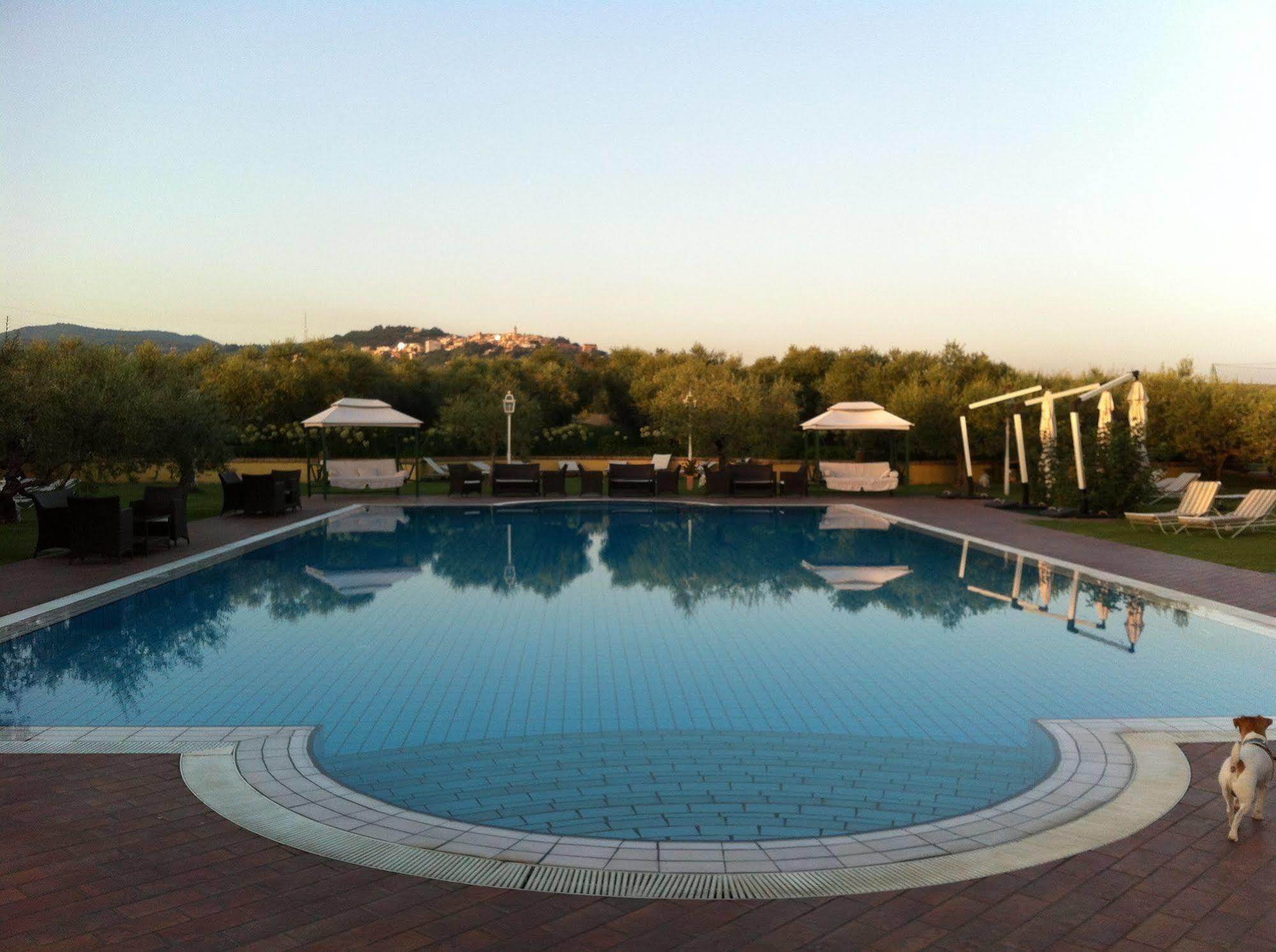 La Meridiana Sambuco  エクステリア 写真
